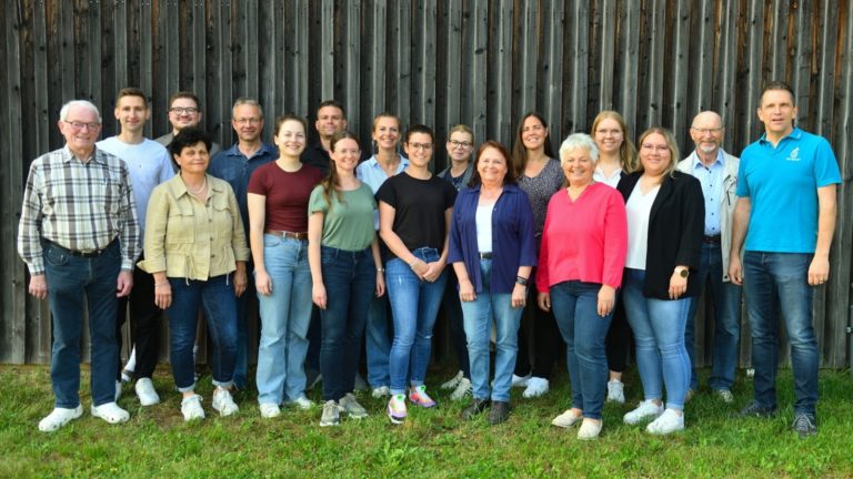 Das Führungsteam von Gesang- und Musikverein "Cäcilia" Iggingen e.V. am 4. Juni 2025